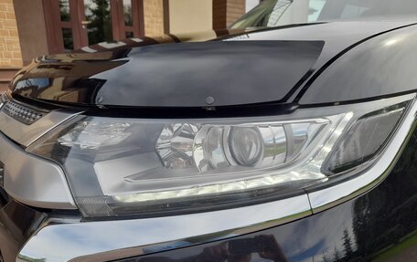 Mitsubishi Outlander III рестайлинг 3, 2018 год, 2 445 000 рублей, 13 фотография