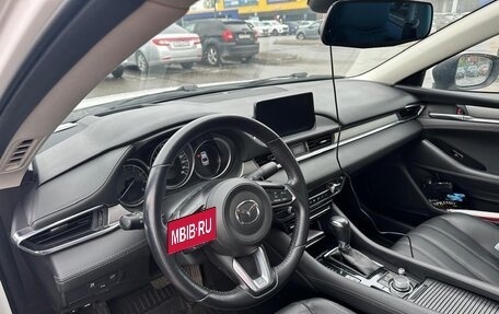Mazda 6, 2020 год, 2 300 000 рублей, 11 фотография