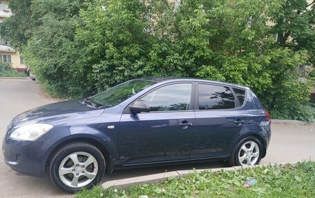 KIA cee'd I рестайлинг, 2009 год, 435 000 рублей, 2 фотография