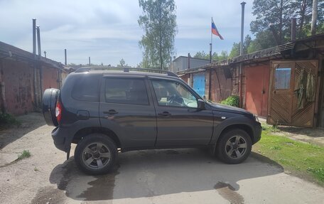 Chevrolet Niva I рестайлинг, 2019 год, 990 000 рублей, 9 фотография