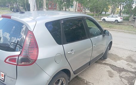 Renault Scenic III, 2010 год, 800 000 рублей, 3 фотография