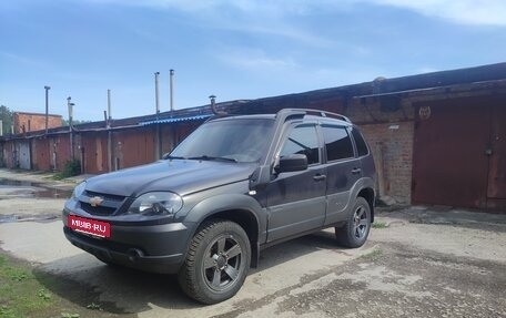 Chevrolet Niva I рестайлинг, 2019 год, 990 000 рублей, 3 фотография