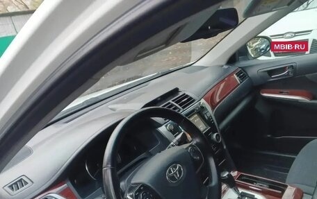 Toyota Camry, 2012 год, 1 150 000 рублей, 7 фотография