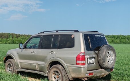 Mitsubishi Montero III, 2003 год, 800 000 рублей, 8 фотография