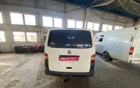 Volkswagen Transporter T5 рестайлинг, 2008 год, 710 000 рублей, 2 фотография