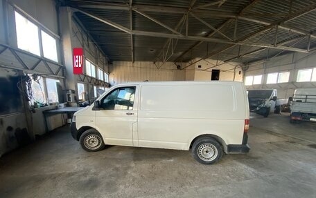 Volkswagen Transporter T5 рестайлинг, 2008 год, 710 000 рублей, 3 фотография