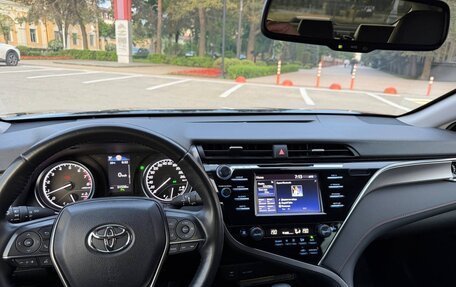 Toyota Camry, 2020 год, 3 499 000 рублей, 7 фотография