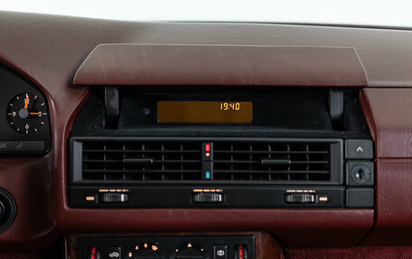 Mercedes-Benz SL-Класс, 1993 год, 13 490 000 рублей, 23 фотография