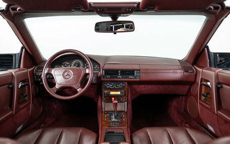 Mercedes-Benz SL-Класс, 1993 год, 13 490 000 рублей, 29 фотография