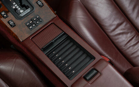 Mercedes-Benz SL-Класс, 1993 год, 13 490 000 рублей, 27 фотография