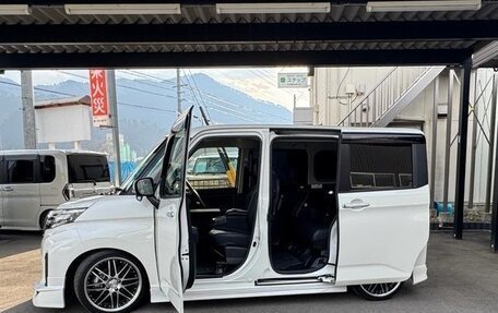 Toyota Roomy I, 2022 год, 1 100 000 рублей, 7 фотография