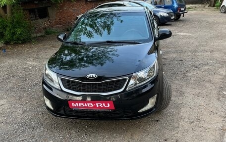 KIA Rio III рестайлинг, 2013 год, 655 000 рублей, 1 фотография