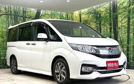 Honda Stepwgn IV, 2017 год, 1 550 000 рублей, 1 фотография
