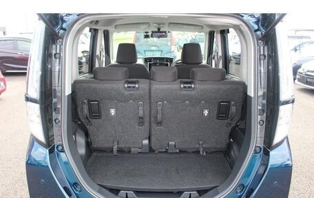 Toyota Roomy I, 2022 год, 970 000 рублей, 17 фотография