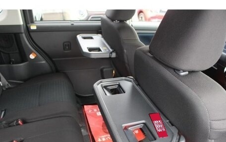 Toyota Roomy I, 2022 год, 970 000 рублей, 22 фотография