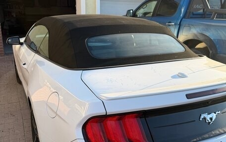Ford Mustang VI рестайлинг, 2017 год, 2 000 000 рублей, 4 фотография