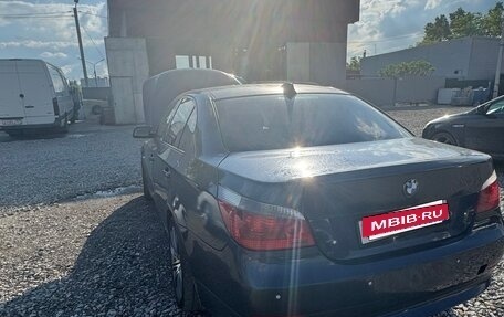 BMW 5 серия, 2006 год, 900 000 рублей, 9 фотография