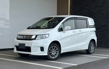 Honda Freed I, 2015 год, 938 000 рублей, 1 фотография