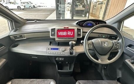 Honda Freed I, 2015 год, 938 000 рублей, 9 фотография