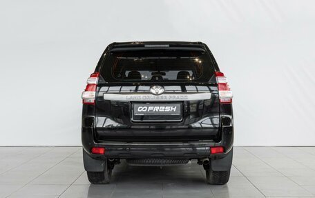 Toyota Land Cruiser Prado 150 рестайлинг 2, 2015 год, 3 650 000 рублей, 4 фотография