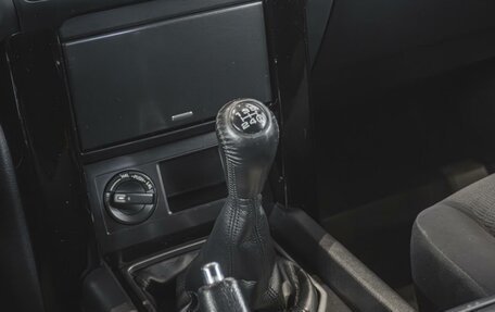 Toyota Land Cruiser Prado 150 рестайлинг 2, 2015 год, 3 650 000 рублей, 14 фотография
