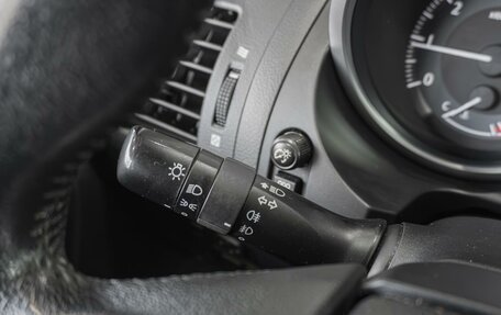 Toyota Land Cruiser Prado 150 рестайлинг 2, 2015 год, 3 650 000 рублей, 21 фотография