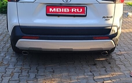 Toyota RAV4, 2025 год, 4 100 000 рублей, 1 фотография