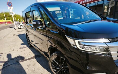 Honda Stepwgn IV, 2018 год, 2 350 000 рублей, 8 фотография