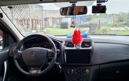 Renault Sandero II рестайлинг, 2016 год, 850 000 рублей, 3 фотография