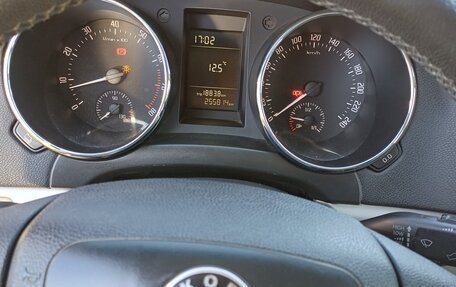 Skoda Yeti I рестайлинг, 2012 год, 600 000 рублей, 8 фотография