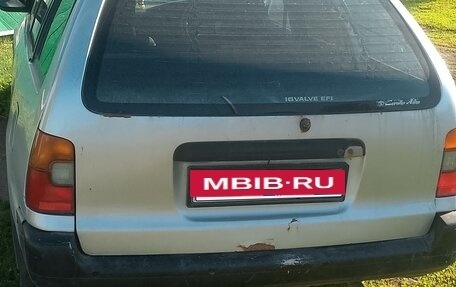 Toyota Corolla, 1999 год, 300 000 рублей, 2 фотография