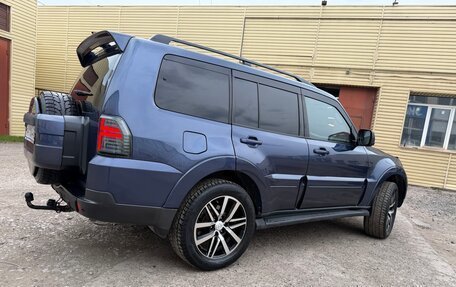 Mitsubishi Pajero IV, 2007 год, 1 470 000 рублей, 10 фотография
