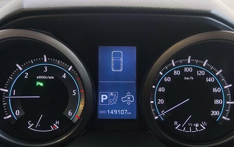 Toyota Land Cruiser Prado 150 рестайлинг 2, 2013 год, 3 390 000 рублей, 13 фотография