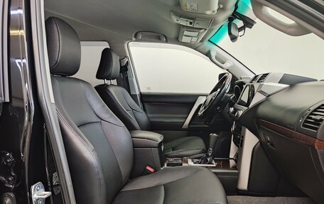 Toyota Land Cruiser Prado 150 рестайлинг 2, 2013 год, 3 390 000 рублей, 21 фотография