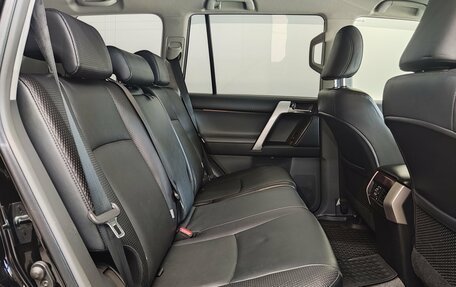 Toyota Land Cruiser Prado 150 рестайлинг 2, 2013 год, 3 390 000 рублей, 24 фотография