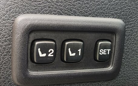 Toyota Land Cruiser Prado 150 рестайлинг 2, 2013 год, 3 390 000 рублей, 33 фотография