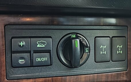 Toyota Land Cruiser Prado 150 рестайлинг 2, 2013 год, 3 390 000 рублей, 28 фотография