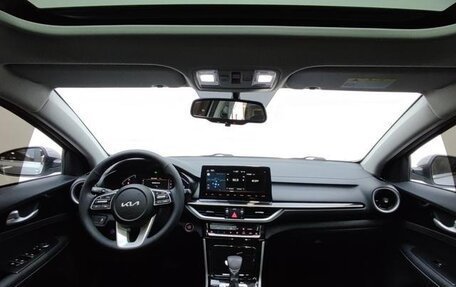 KIA K3, 2022 год, 1 224 000 рублей, 9 фотография