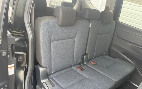 Toyota Sienta II, 2017 год, 950 000 рублей, 14 фотография