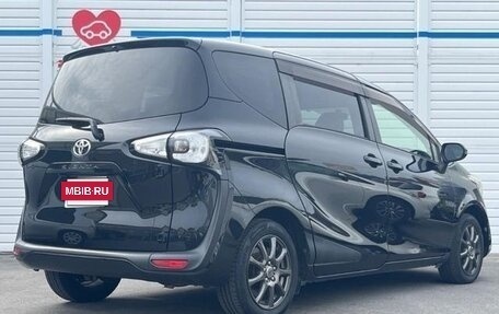 Toyota Sienta II, 2017 год, 950 000 рублей, 2 фотография