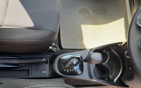Toyota Vitz, 2019 год, 970 000 рублей, 6 фотография