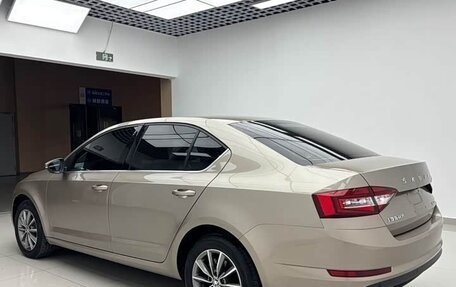 Skoda Octavia, 2022 год, 1 650 000 рублей, 5 фотография