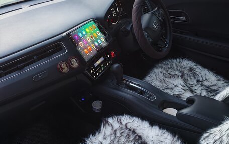 Honda Vezel, 2021 год, 2 100 000 рублей, 6 фотография