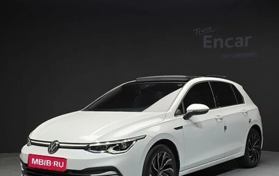 Volkswagen Golf VIII, 2022 год, 1 980 000 рублей, 1 фотография