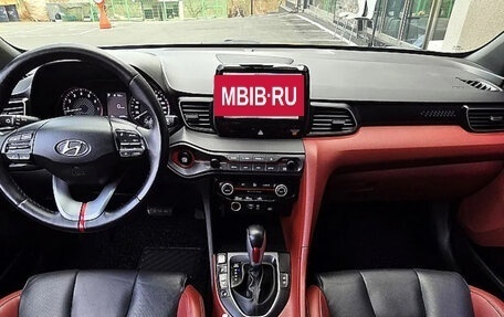 Hyundai Veloster II, 2018 год, 1 289 090 рублей, 7 фотография