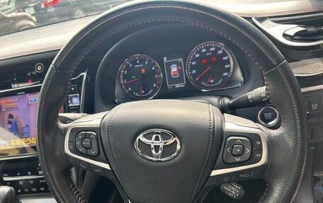 Toyota Harrier, 2017 год, 2 320 000 рублей, 13 фотография