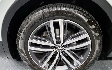 Volkswagen Tiguan II, 2023 год, 3 420 000 рублей, 8 фотография