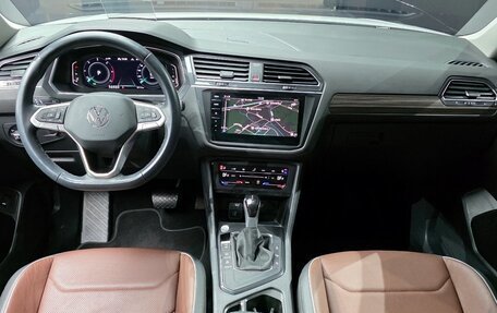 Volkswagen Tiguan II, 2023 год, 3 420 000 рублей, 16 фотография