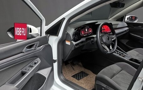 Volkswagen Golf VIII, 2022 год, 1 980 000 рублей, 9 фотография