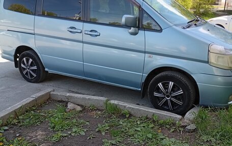 Nissan Serena II, 2003 год, 720 000 рублей, 3 фотография